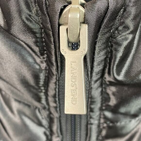 Lands End Womens Quilted Down Puffer Vest Size M Full Zip Mock Neck Outdoors - Picture 4 of 11